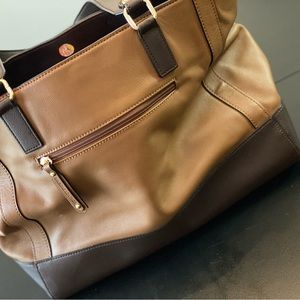 Wilson’s leather Madison bag